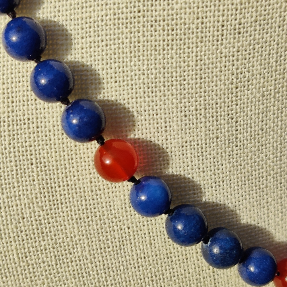 Vintage lapis lazuli and carnelian necklace - Picture 8 of 8